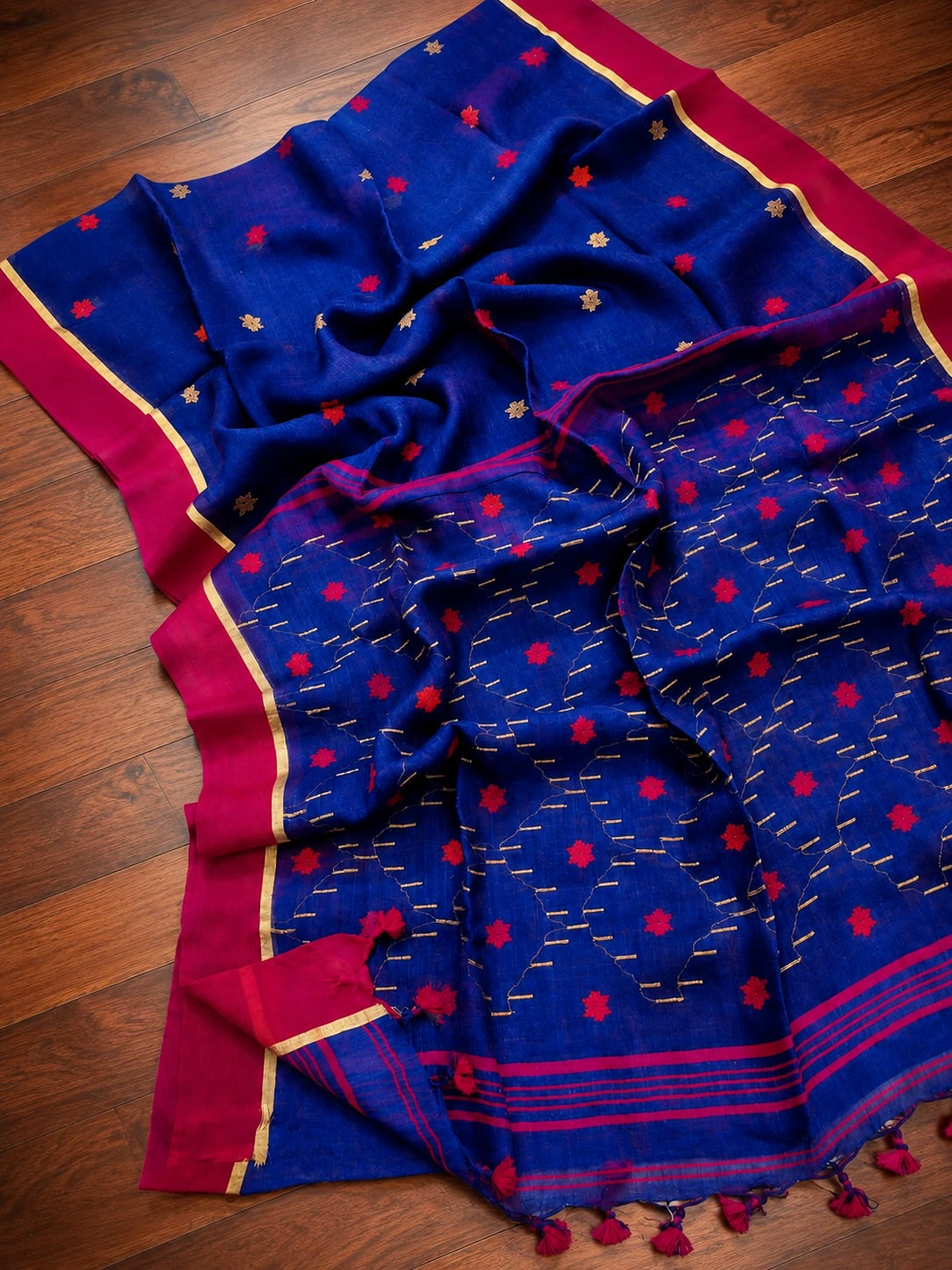 Neelraanga - Linen Jamdani Saree