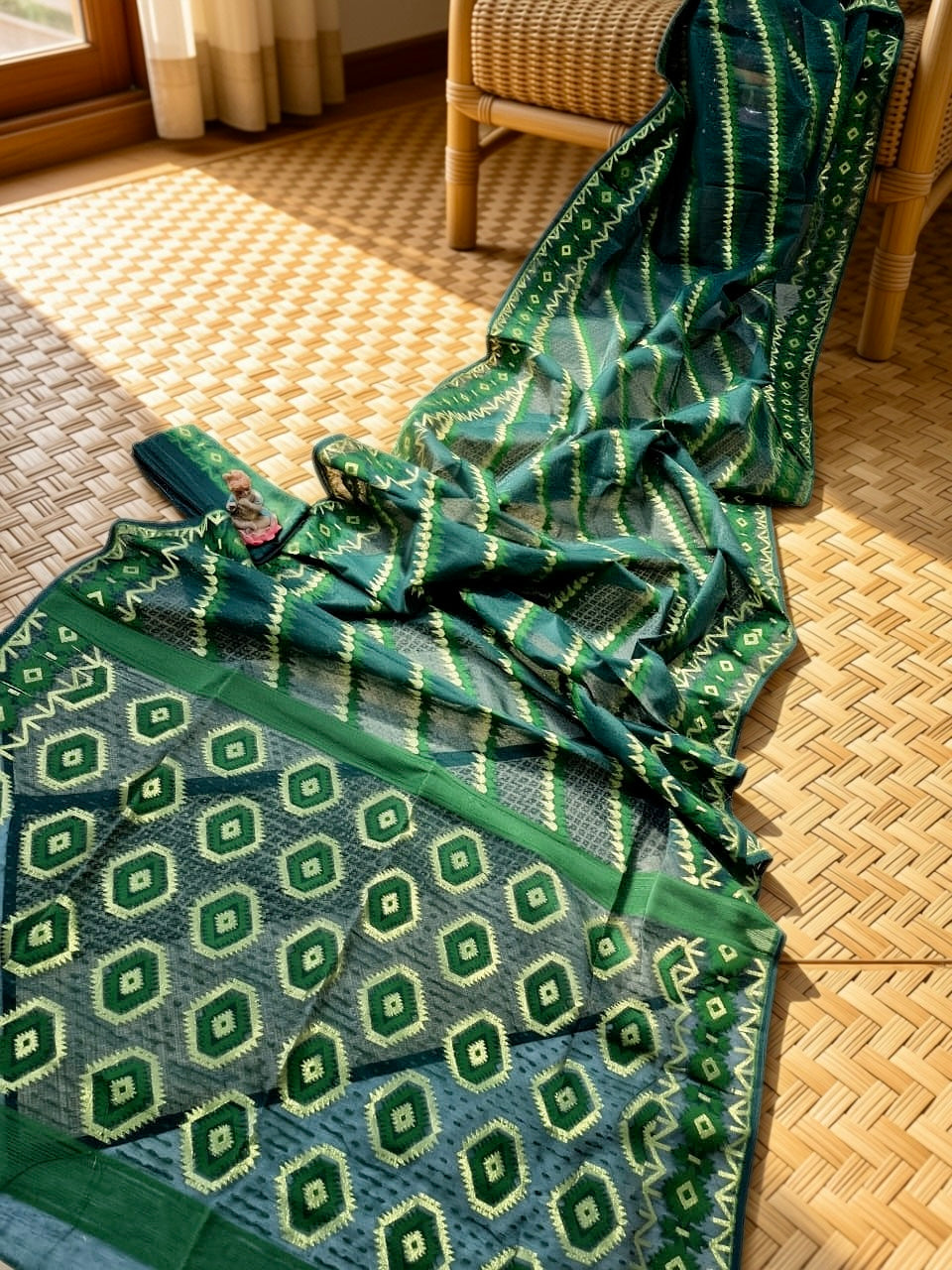 Shobuj Aalo - Jamdani with Zari Weaves