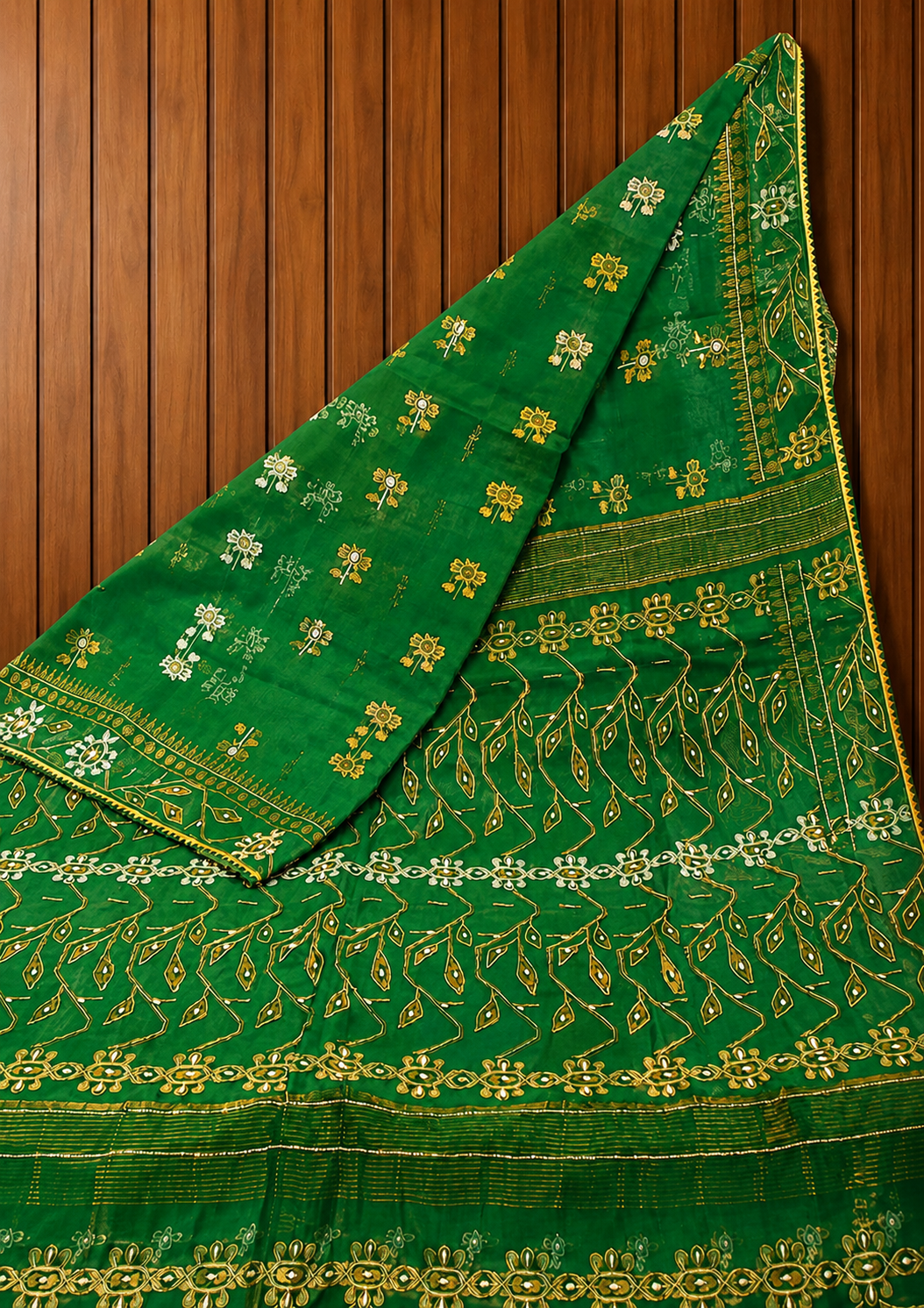 Chitrangada - Green Dhakai Jamdani with Cutdana Work