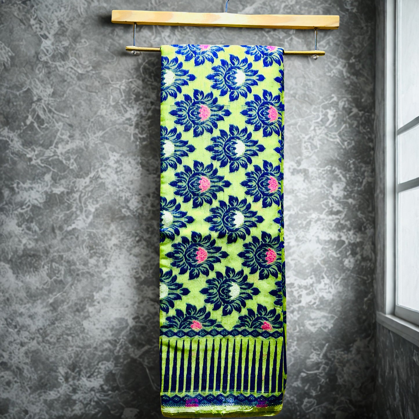 Harit Lumiére – Bright Olive Cotton Jamdani Saree